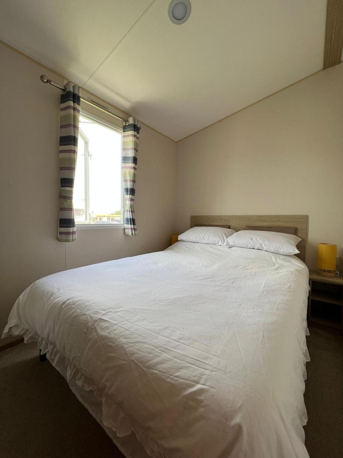 Luxurious Three Bedroom Caravan Jaywick Sands 外观 照片