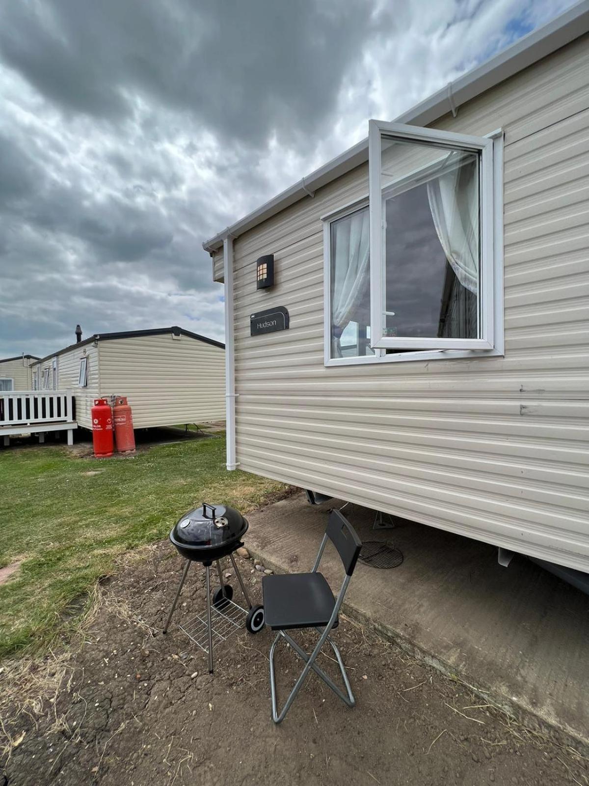 Luxurious Three Bedroom Caravan Jaywick Sands 外观 照片