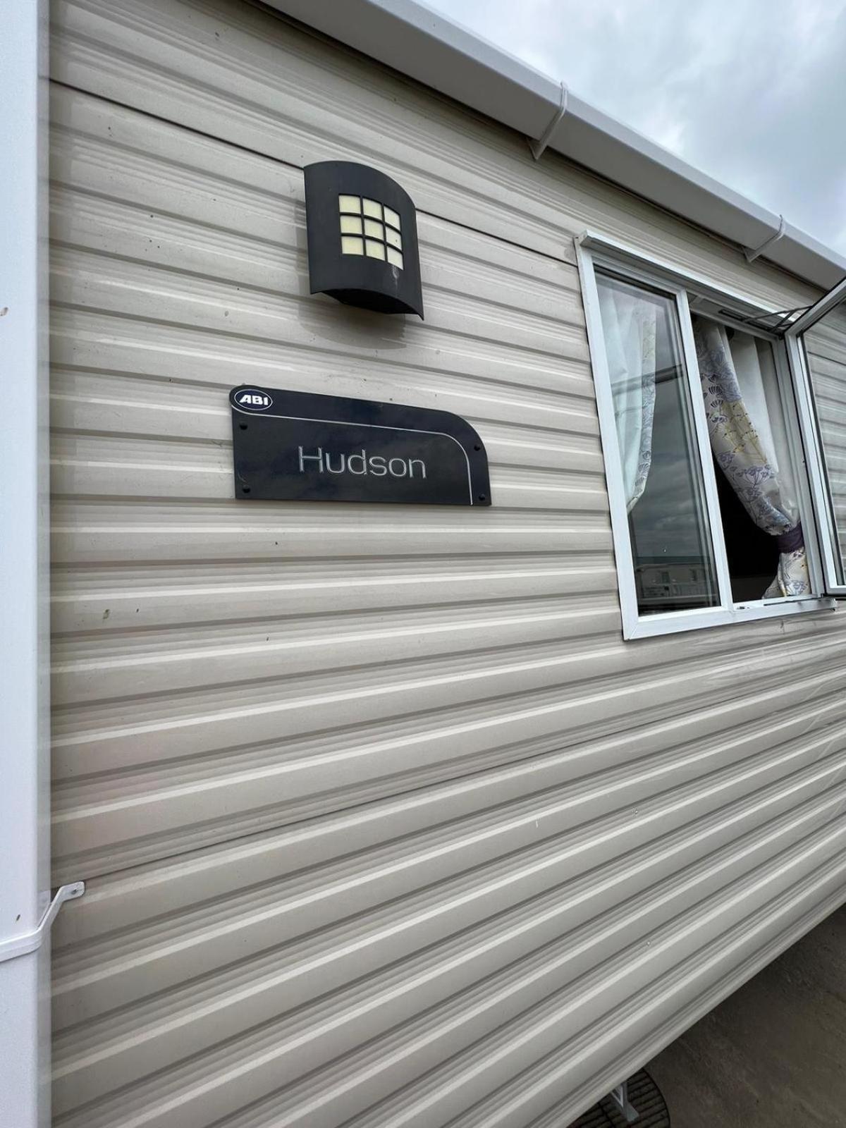 Luxurious Three Bedroom Caravan Jaywick Sands 外观 照片